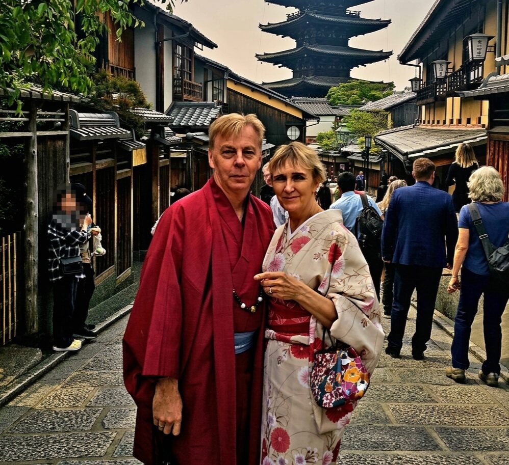 着物姿のTuriとHelen